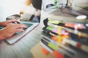 providing performance feedback